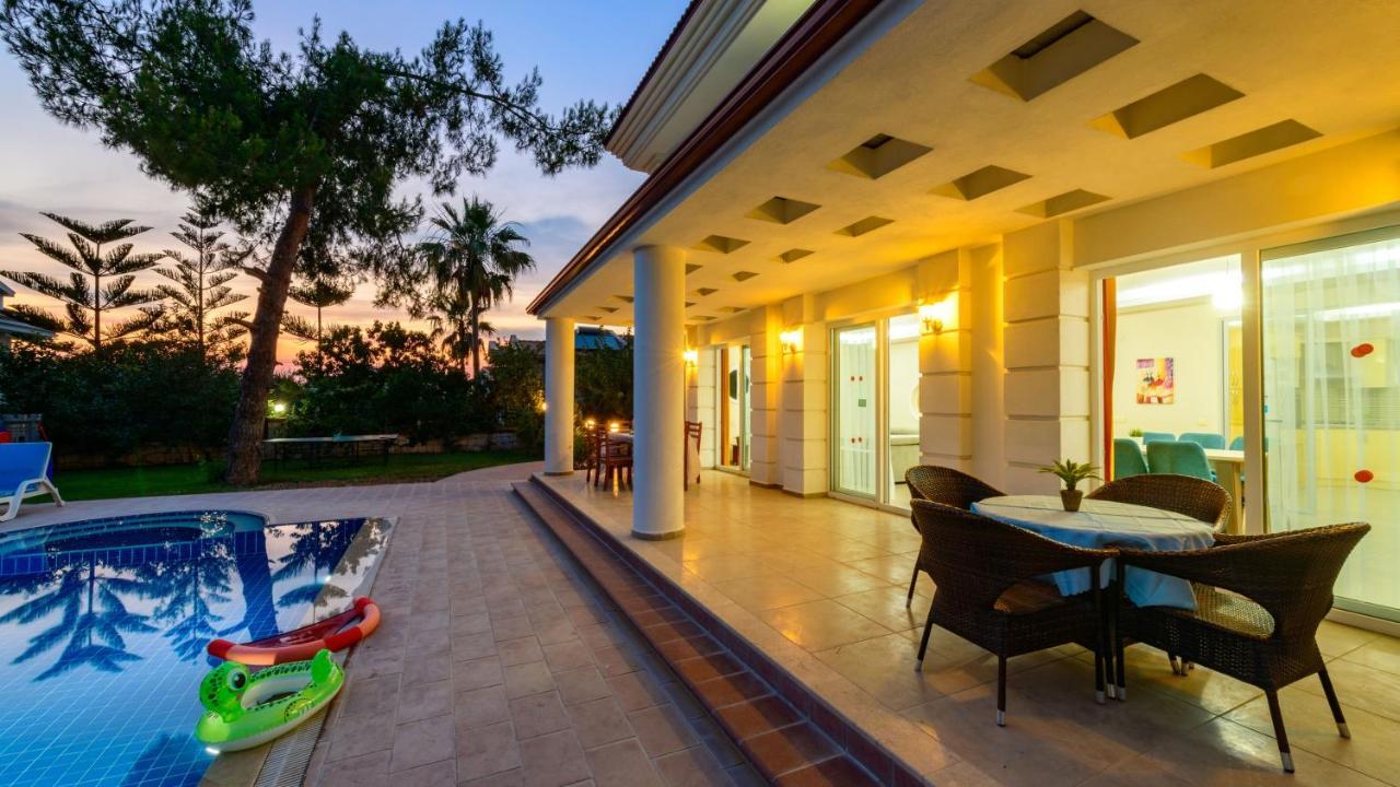 Musa - 5 Bedroom Holiday Villa In Hisaronu 费特希耶 外观 照片