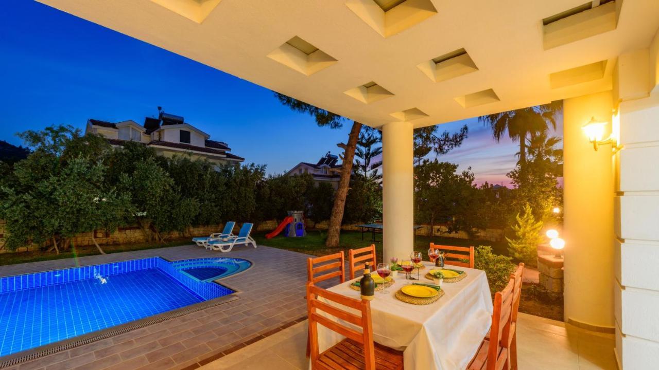 Musa - 5 Bedroom Holiday Villa In Hisaronu 费特希耶 外观 照片